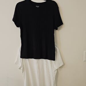 2 Tops Black and White Women's Top Set